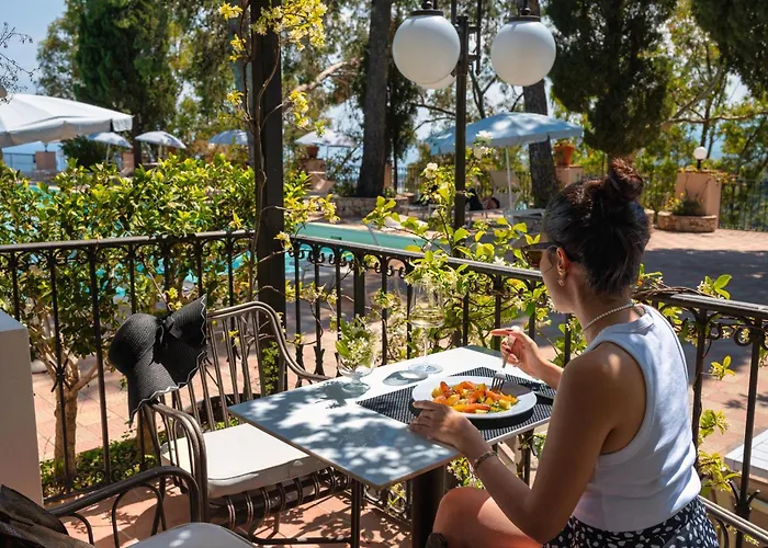 Ξενοδοχείο Excelsior Palace 4*