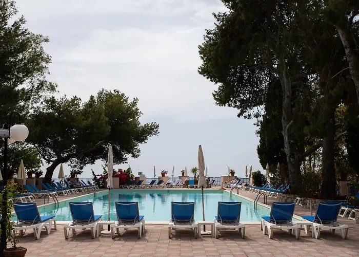 Ξενοδοχείο Excelsior Palace 4*