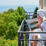 Excelsior Palace Hotel 4*