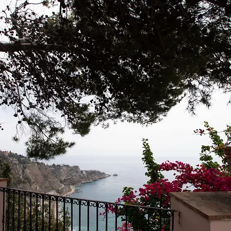 Excelsior Palace Hotel 4*