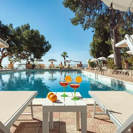 Excelsior Palace מלון