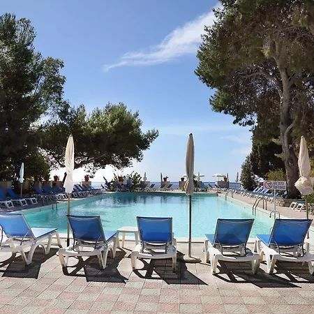 Excelsior Palace Hotel 4*