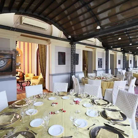 Excelsior Palace Hotel