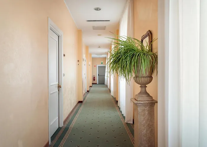 Excelsior Palace