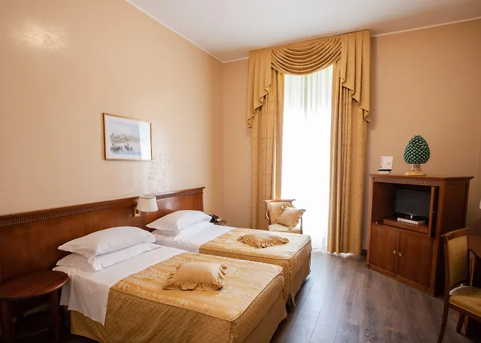 Excelsior Palace Hotel 4*