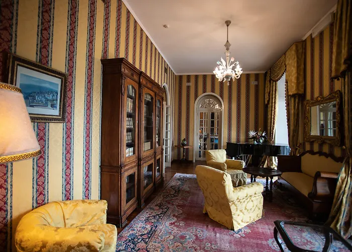 Excelsior Palace Hotel 4*