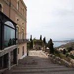 Отель Excelsior Palace